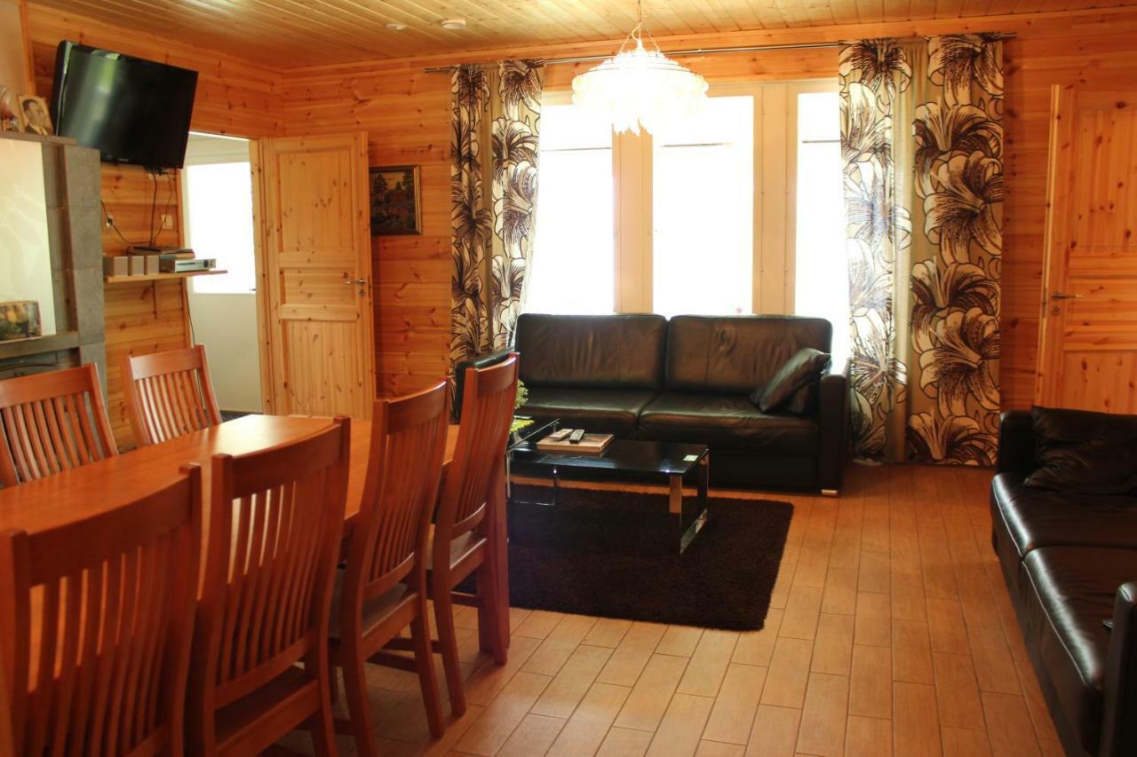 Lake Cottage Jaenisvaara Колинкюла Экстерьер фото